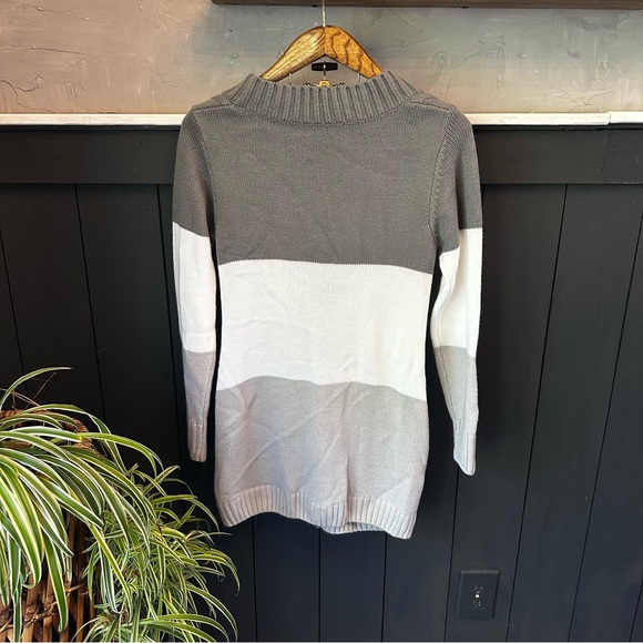 Chicago Colorblock Gray Tritone Button Up‎ Grampa Cardigan Sweater sz M - Picture 2 of 11